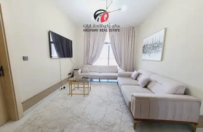 Apartment - 3 Bedrooms - 3 Bathrooms for rent in Binghatti Avenue - Al Jaddaf - Dubai