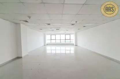 Office Space - Studio for rent in CEO Building - Dubai Investment Park (DIP) - Dubai