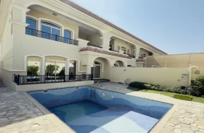 Villa - 5 Bedrooms - 7 Bathrooms for rent in Umm Al Sheif - Dubai