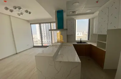 Apartment - 1 Bedroom - 2 Bathrooms for sale in The East Crest by Meteora - Jumeirah Village Circle - Dubai