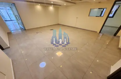 Office Space - Studio - 2 Bathrooms for rent in Khalifa Street - Abu Dhabi