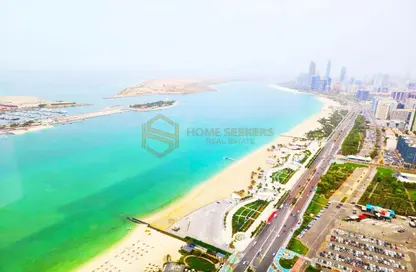 Apartment - 2 Bedrooms - 3 Bathrooms for rent in Nation Towers - Corniche Road - Abu Dhabi