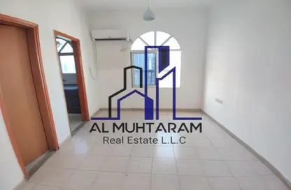 Apartment - 1 Bedroom - 1 Bathroom for rent in Al Naba'ah 8 Building - Al Naba'ah - Al Sharq - Sharjah