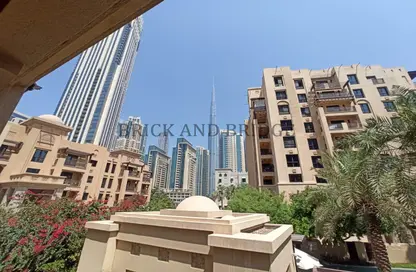 Apartment - 2 Bedrooms - 3 Bathrooms for sale in Zanzebeel 2 - Zanzebeel - Old Town - Dubai