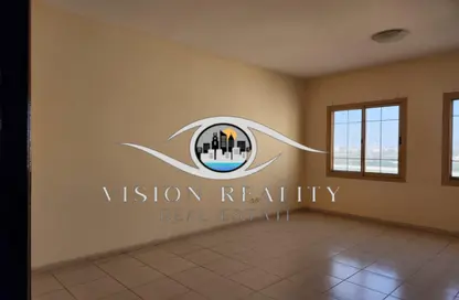 Apartment - 2 Bedrooms - 2 Bathrooms for rent in Building 4 - Yasmin Village - Ras Al Khaimah