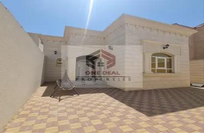 Villa - 3 Bedrooms - 2 Bathrooms for rent in Khaldiya - Al Ain