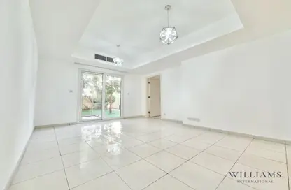 Villa - 2 Bedrooms - 3 Bathrooms for rent in Springs 3 - The Springs - Dubai