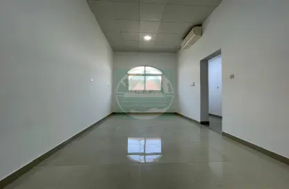 Apartment - 1 Bathroom for rent in Mohamed Bin Zayed Centre - Mohamed Bin Zayed City - Abu Dhabi