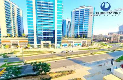 Apartment - 2 Bedrooms - 3 Bathrooms for rent in Art Gardens Building A - Arjan - Dubai