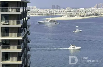 Apartment - 1 Bedroom - 1 Bathroom for rent in Marina Vista - EMAAR Beachfront - Dubai Harbour - Dubai