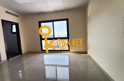 Apartment - Studio - 1 Bathroom for rent in Al Karama - Dubai