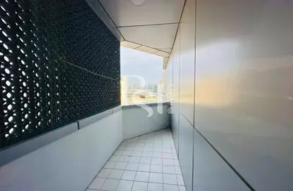 Apartment - Studio - 1 Bathroom for rent in Al Falah Street - City Downtown - Abu Dhabi