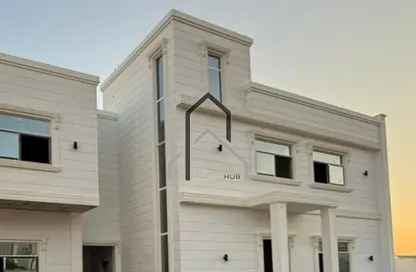 Villa - 5 Bedrooms - 7 Bathrooms for sale in Al Merief - Khalifa City - Abu Dhabi