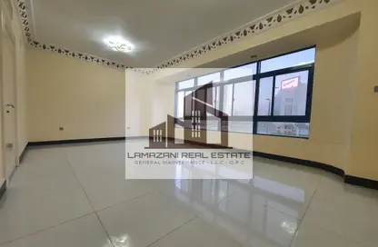 Apartment - 2 Bedrooms - 2 Bathrooms for rent in Hazaa Bin Zayed the First Street - Al Nahyan Camp - Abu Dhabi