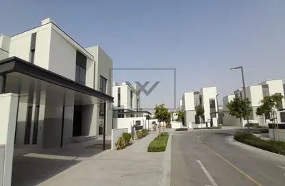 Villa - 4 Bedrooms - 5 Bathrooms for rent in Quortaj - North Village - Al Furjan - Dubai