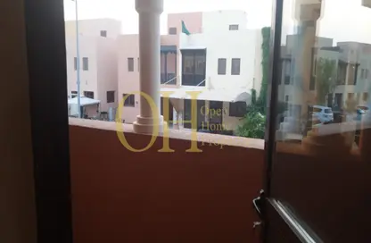 Townhouse - 2 Bedrooms - 2 Bathrooms for rent in Zone 8 - Hydra Village - Abu Dhabi