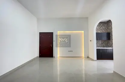 Apartment - 1 Bathroom for rent in Al Mushrif - Abu Dhabi