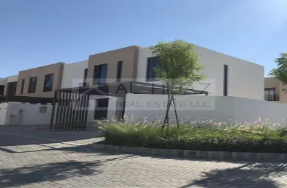 Villa - 3 Bedrooms - 3 Bathrooms for sale in Nasma Residence - Al Tai - Sharjah