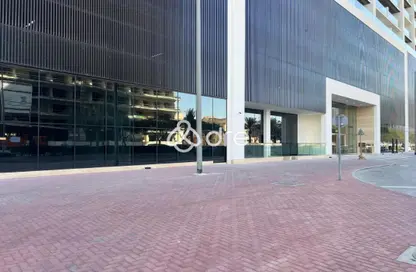 Shop - Studio for rent in Binghatti Amber - Jumeirah Village Circle - Dubai