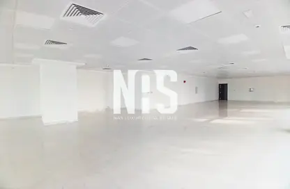 Show Room - Studio for rent in Ministries Complex - Khalifa Park - Eastern Road - Abu Dhabi