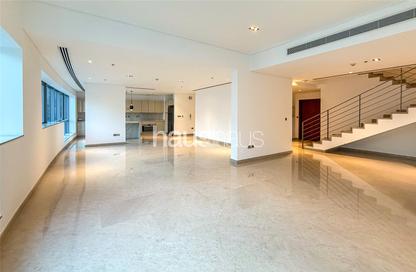 Villa - 3 Bedrooms - 5 Bathrooms for rent in Central Tower - Bay Central - Dubai Marina - Dubai