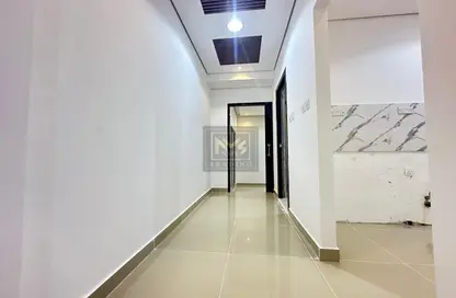 Apartment - 1 Bedroom - 1 Bathroom for rent in Between Two Bridges - Abu Dhabi