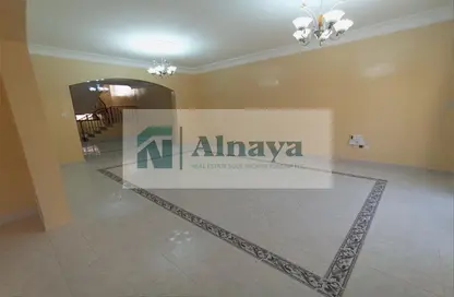 Villa - 5 Bedrooms - 6 Bathrooms for rent in Al Maqtaa Tower 1 - Hadbat Al Zafranah - Muroor Area - Abu Dhabi