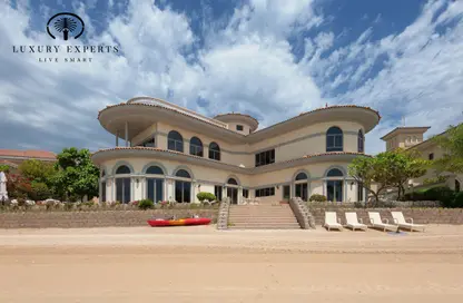 Villa - 5 Bedrooms - 5 Bathrooms for rent in Signature Villas Frond D - Signature Villas - Palm Jumeirah - Dubai