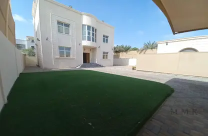 Villa - 3 Bedrooms - 7 Bathrooms for rent in Villa Compound - Khalifa City - Abu Dhabi