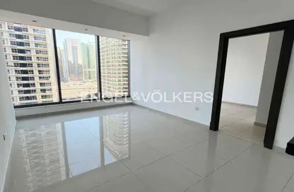 Apartment - 1 Bedroom - 2 Bathrooms for rent in Silverene Tower B - Silverene - Dubai Marina - Dubai