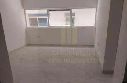 Office Space - Studio - 2 Bathrooms for rent in Al Jurf 2 - Al Jurf - Ajman Downtown - Ajman