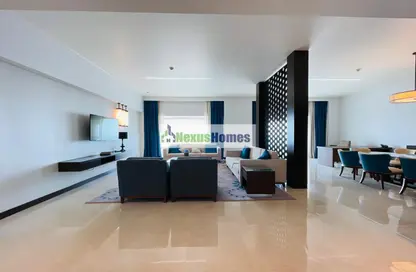 Apartment - 3 Bedrooms - 5 Bathrooms for rent in Fairmont Marina Residences - The Marina - Abu Dhabi