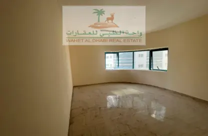 Apartment - 2 Bedrooms - 2 Bathrooms for rent in Qasimia 13 building - Al Nad - Al Qasimia - Sharjah