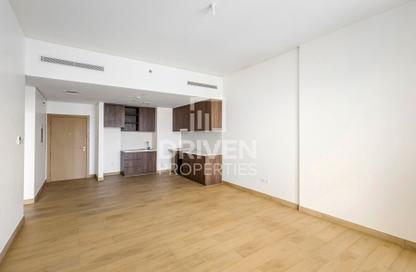 Apartment - 1 Bedroom - 1 Bathroom for sale in La Cote Building 5 - Jumeirah 1 - Jumeirah - Dubai