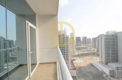 Apartment - Studio - 1 Bathroom for rent in Burj Al Nujoom - Downtown Dubai - Dubai