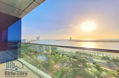 Apartment - 3 Bedrooms - 4 Bathrooms for rent in Wave tower - Corniche Road - Abu Dhabi