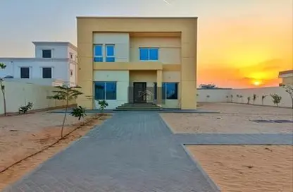 Villa - 5 Bedrooms - 6 Bathrooms for rent in Madinat Hind 3 - Dubai Land - Dubai