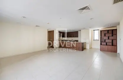 Apartment - 1 Bedroom - 1 Bathroom for rent in Executive Tower B - Executive Towers - Business Bay - Dubai