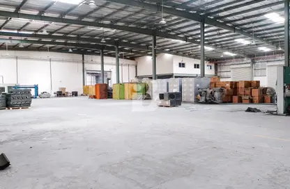 Warehouse - Studio for rent in Saih Shuaib 3 - Dubai Industrial City - Dubai