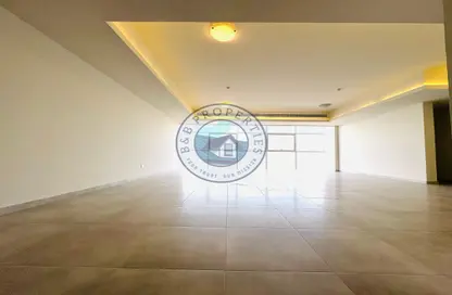 Penthouse - 3 Bedrooms - 4 Bathrooms for rent in Clock Tower - Corniche Road - Abu Dhabi