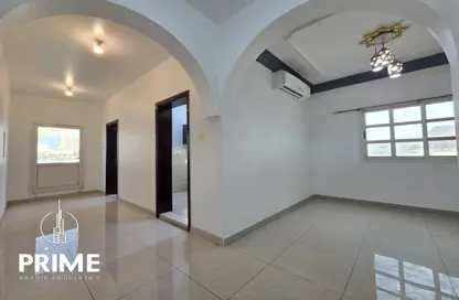 Penthouse - 2 Bedrooms - 2 Bathrooms for rent in Hadbat Al Zafranah - Muroor Area - Abu Dhabi