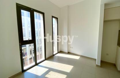 Apartment - 1 Bathroom for rent in Hayat Boulevard-2A - Hayat Boulevard - Town Square - Dubai