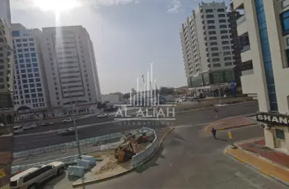 Apartment - 3 Bedrooms - 4 Bathrooms for rent in Al Falah Street - City Downtown - Abu Dhabi