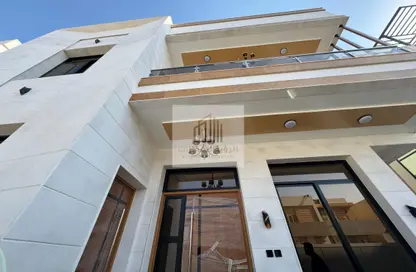 Villa - 5 Bedrooms - 7 Bathrooms for sale in Al Yasmeen 1 - Al Yasmeen - Ajman