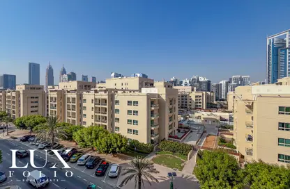 Apartment - 1 Bedroom - 2 Bathrooms for rent in Travo Tower B - Travo - The Views - Dubai