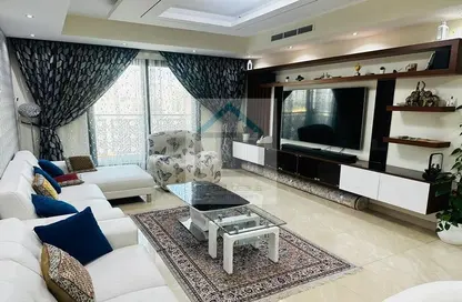 Apartment - 3 Bedrooms - 4 Bathrooms for sale in Riah Towers - Culture Village - Dubai