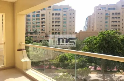 Apartment - 1 Bedroom - 2 Bathrooms for rent in Jash Hamad - Shoreline Apartments - Palm Jumeirah - Dubai