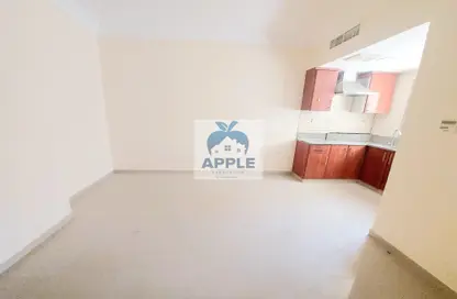 Apartment - 1 Bathroom for rent in Muwailih Building - Muwaileh - Sharjah