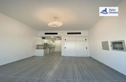 Apartment - 1 Bathroom for rent in Al Warsan 4 - Al Warsan - Dubai