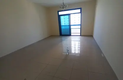 Apartment - 2 Bedrooms - 2 Bathrooms for rent in Cornish Tower - Al Rumaila - Ajman